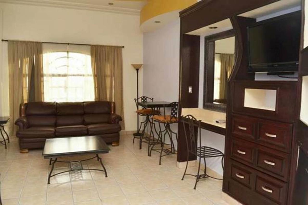 Maria Bonita Suites Agua Prieta Bagian luar foto