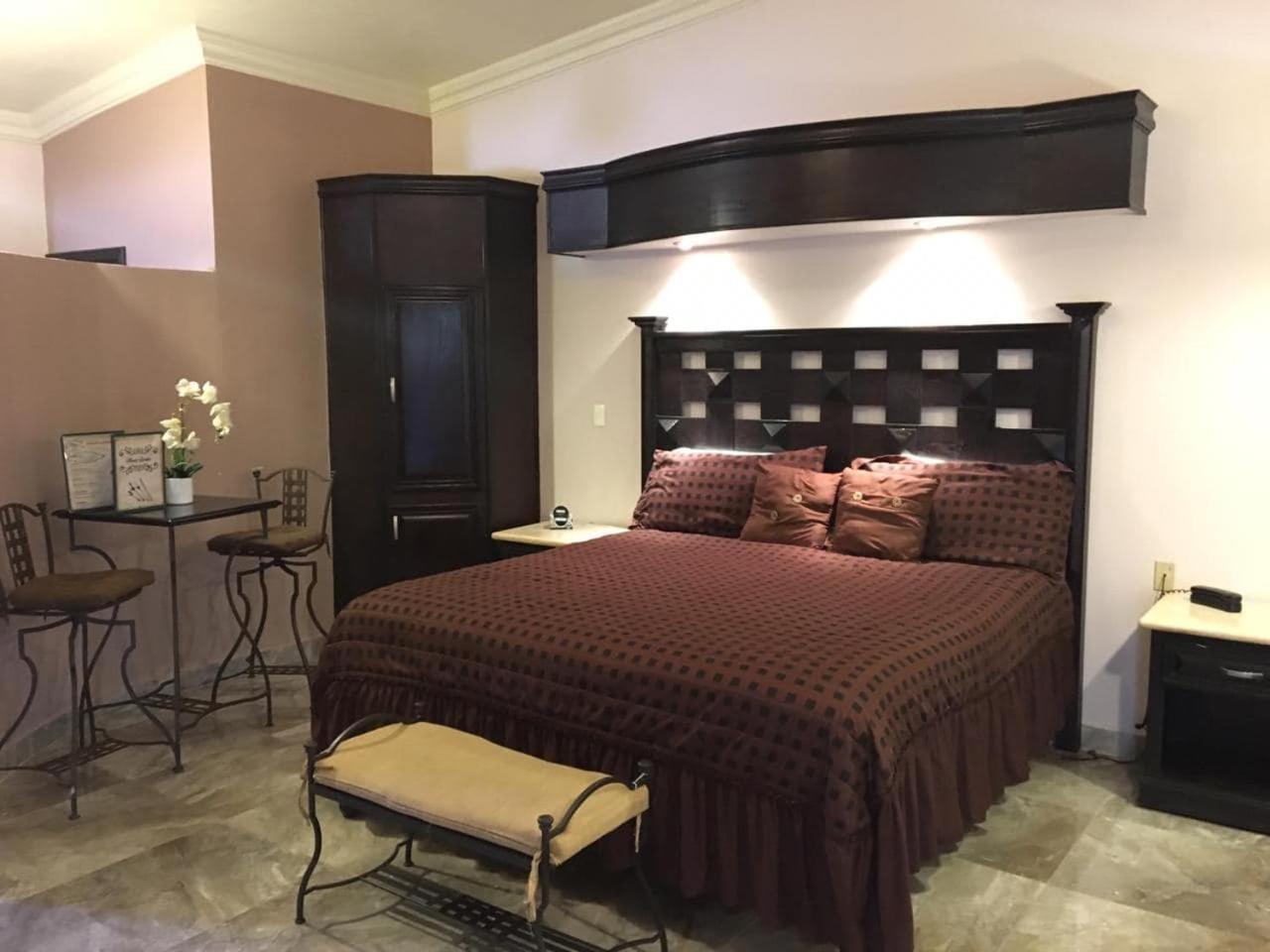 Maria Bonita Suites Agua Prieta Bagian luar foto